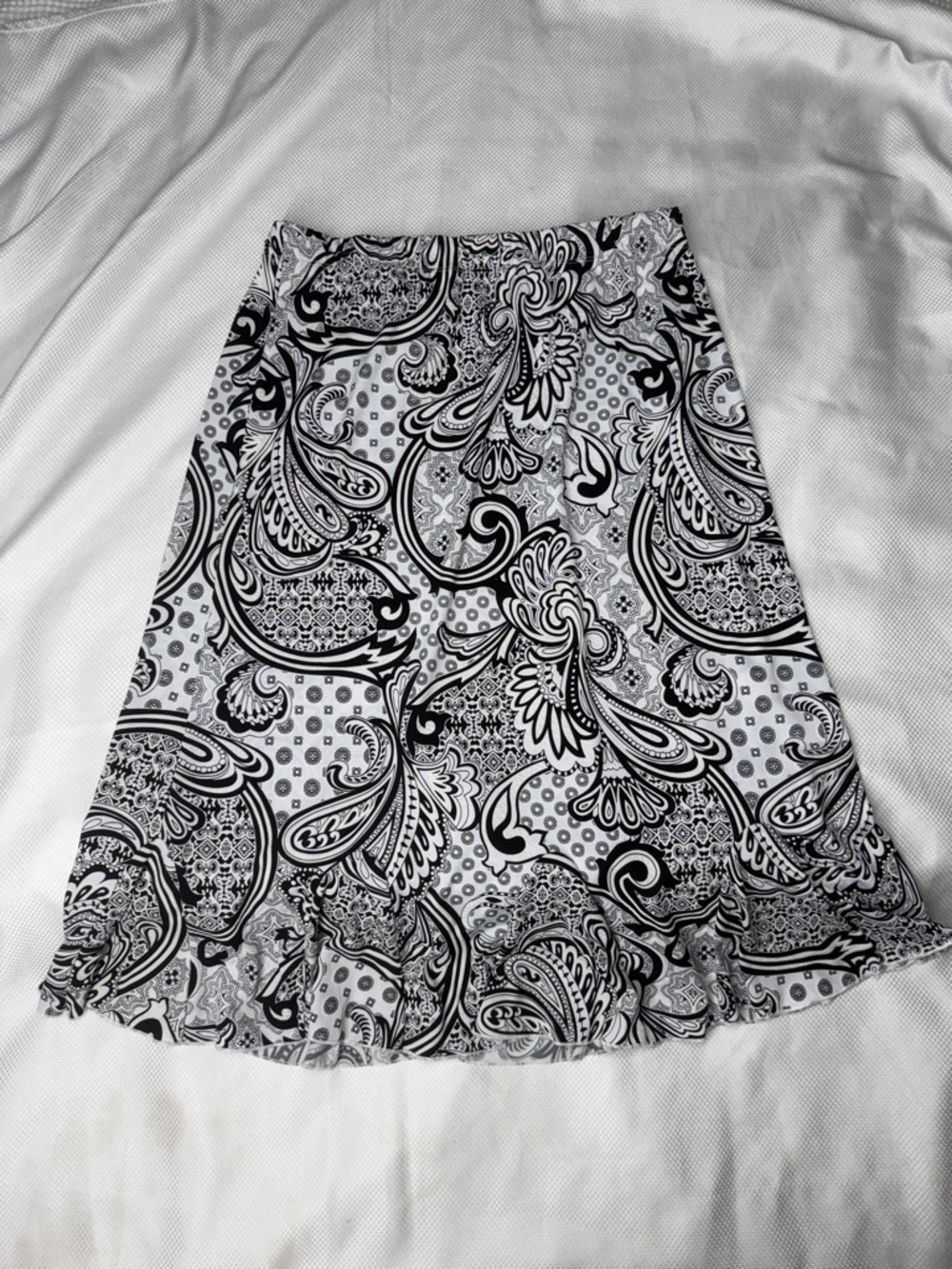Black & White Paisley A-Line Women’s Skirt - Medium
